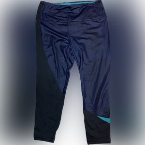 VSX cropped yoga pants dark blue with black and turquoise detail size medium